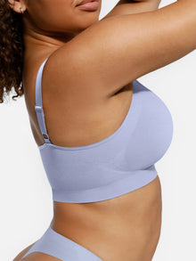 EVERENZA Seamless Wireless Bra – Light Blue