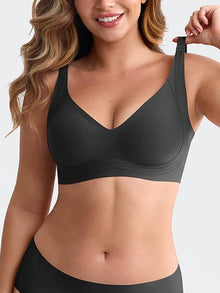 Black — Everenza Lena Wireless Plunge T-Shirt Bra