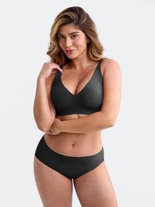 Black — Everenza Lena Wireless Plunge T-Shirt Bra